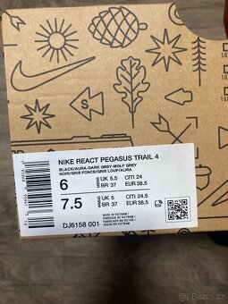 Běžecké boty Nike React Pegasus Trail 4 - 7