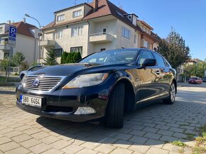 Lexus LS L600h 2008 5.0 V8 327 kW (445 hp) - 7