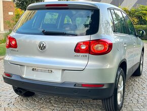 Volkswagen Tiguan 2.0TDI 4x4 NAVI TAŽNÉ SENZORY SERVISKA - 7