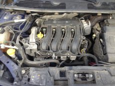 Renault Fluence 1,6 16V 2011 - díly z vozu - 7