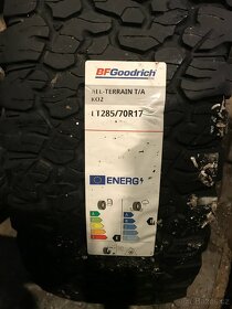 285/70 R17 all-terrain T/A KO2 BFGoodrich - 7