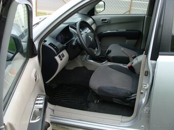 Mitsubishi L200, 2,5 Di-D 4x4 rok 2008 - 7