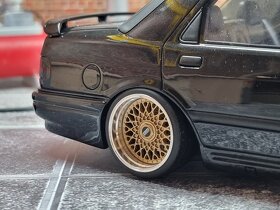 Ford Sierra 4x4 Cosworth 1992 Tuning 1:18 OttoMobile - 8