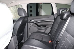 Ford Kuga 2.0  TITANIUM  S   / 4x4 - 8