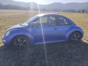 VW NEW BEETLE 2.0I - 8