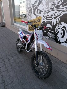 Pitbike Shark 125ccm 4T 17"/14" Červená nová - 8