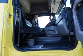 Scania R450 6x2 - valník s posuvnými plachtami 18 palet - 8