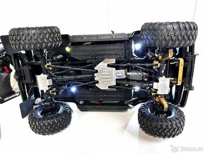 Traxxas TRX-4 Ford Bronco 1979 v tuningu - komplet set - 8