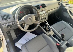 Volkswagen Golf 1,6i klima serviska Nová STK benzín - 8