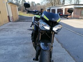 TRIUMPH Speed Triple RS 4/2021 - 8