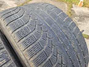 285/30R22 101W Pirelli P Zero Winter TM  2ks 4-5 mm - 8