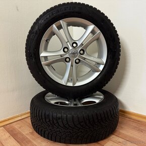 TOYOTA AURIS 5x114,3 R16 ET39+ZIMNÍ 205/60R16 6mm - 8