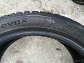 Zimní pneumatiky Hankook 225 40 R18 92V - 8