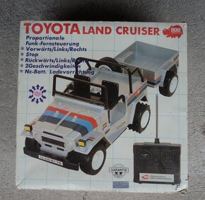 Dickie - Toyota Land Cruiser s přívěsem - 8