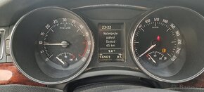 Superb kombi 2.0tdi ambiente - 8