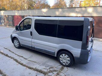 Opel Vivaro 1.9DTI 9míst - 8