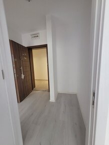 1kk apartmán s úchvatným výhledem na moře ve Sveti Vlas - 8