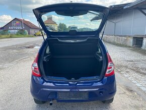 Dacia Sandero 1.2i 55kW klimatizace - 8