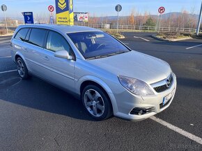 Opel Vectra C 1.9 CDTi 110 kW COSMO - 8