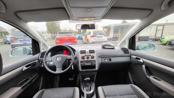 VOLKSWAGEN TOURAN 1.9TDI  DSG TRENDLINE 77KW - 8