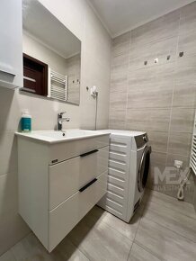 Prodej bytu 2+kk 54 m², třída SNP, Hradec Králové - 8