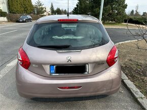 Peugeot 208 na prodej (nafta) - 8