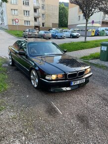 Bmw e38 728iL - 8