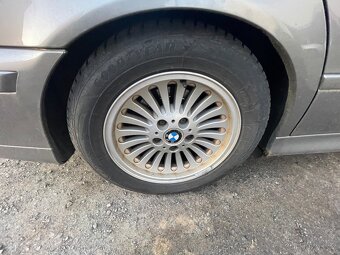 BMW E39 320iA - 8