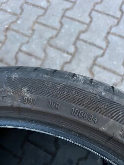 Letní pneu Bridgestone 255/40 r21 - 8