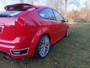 Ford Focus ST225 2.5 turbo 166 kw - 8