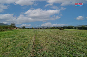 Prodej pozemku k bydlení, 1556 m², Valeč, ul. Podbořanská - 8