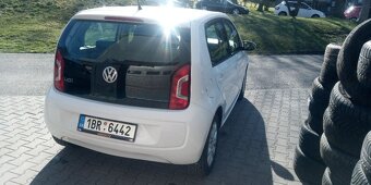 VW UP - 8