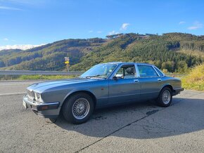 Jaguar XJ40, 1993, 4.0 - 8