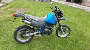 Suzuki dr650rse - 8