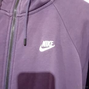 Nike - 8