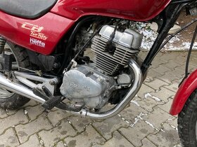 Honda CB 250 Two Fifty MC 26 - 8