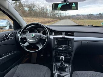 Škoda Superb 2 Combi 2.0TDi 2011 ELEGANCE Tažné,Webasto,Navi - 8