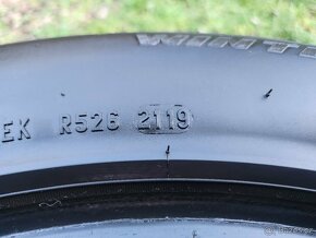 4x Zimní pneu Pirelli Sottozero Wint 3 - 235/55 R17 - 70% - 8