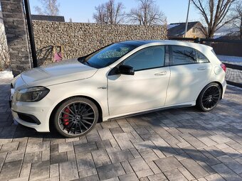 Mercedes Benz A45 AMG - 8