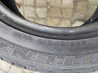 225/50/16 letni pneu BRIDGESTONE a HANKOOK 225/50 R16 - 8