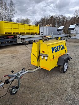 Elektrocentrála a osvětlovací stožár Kubota D905 - 8