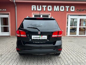 Fiat Freemont 2.0 Multijet Black Code 100kW - 8