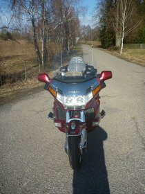 Honda GL 1500 Gold Wing SE - 8