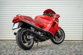 Ducati Paso 750 - 8