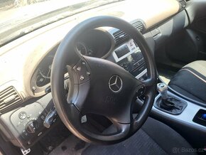 Mercedes Benz W203 combi C 220CDi 110kw - 8