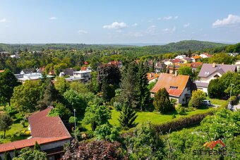 Lukrativní stavební pozemek pro stavbu RD, 550 m2, exklusivn - 8