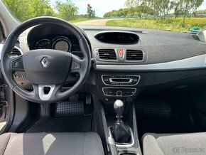 Renault Megane 1,6i 81KW KEYLESS,TOP STAV - 8