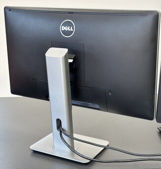 Prodám 4 ks monitorů DELL PROFESSIONAL P2414HB 24´´ - 8