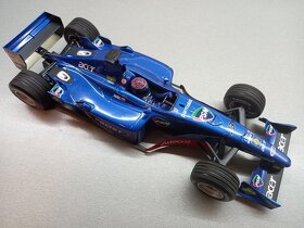 F1 PROST ACER AP04 2001 TOMÁŠ ENGE MINICHAMPS 1:18 č.1 - 8