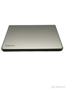 Toshiba Satellite C55 ( 12 měsíců záruka ) - 8